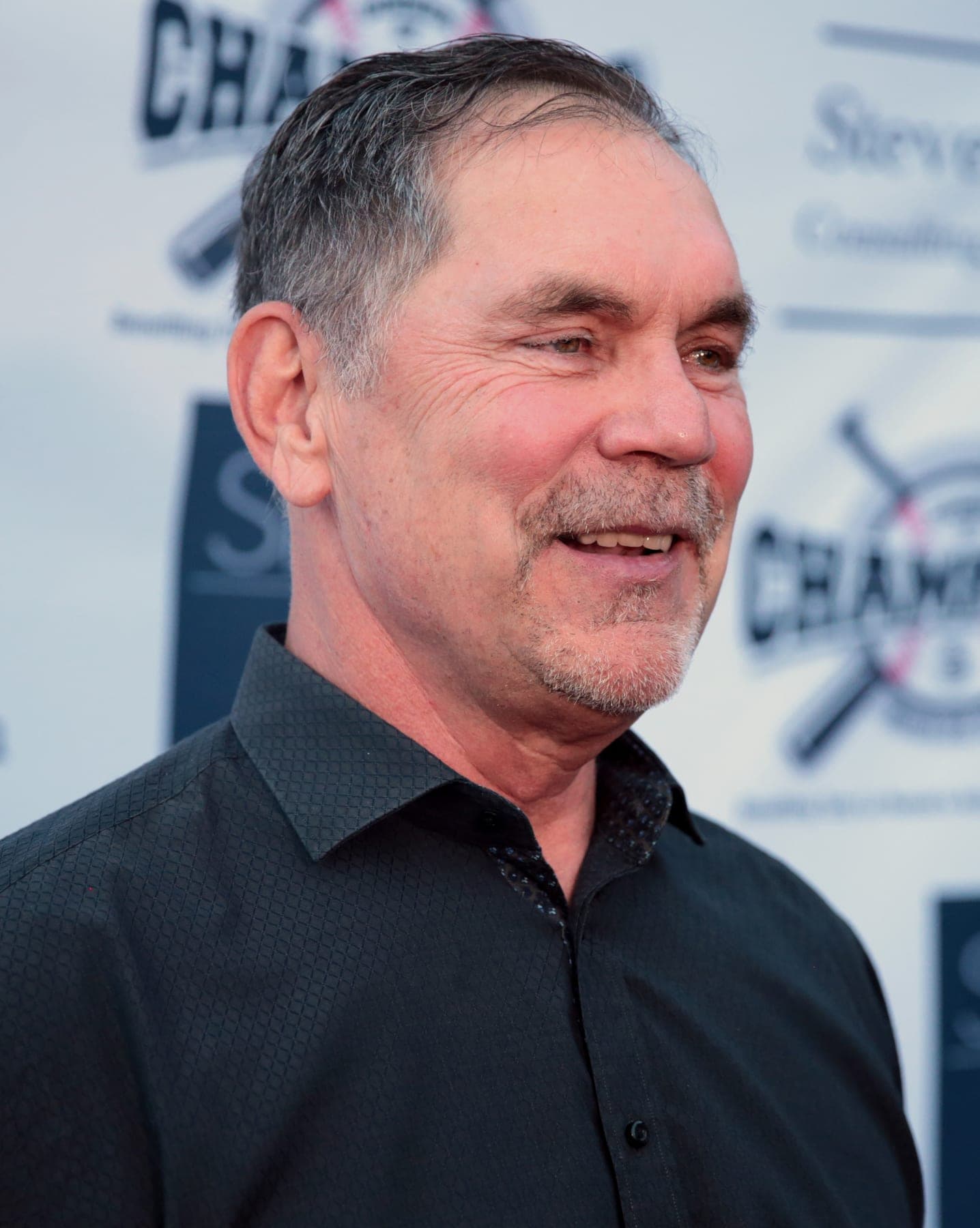 Bruce Bochy on a red carpet in Phoenix, March 22, 2017. Not in uniform, not the game.
